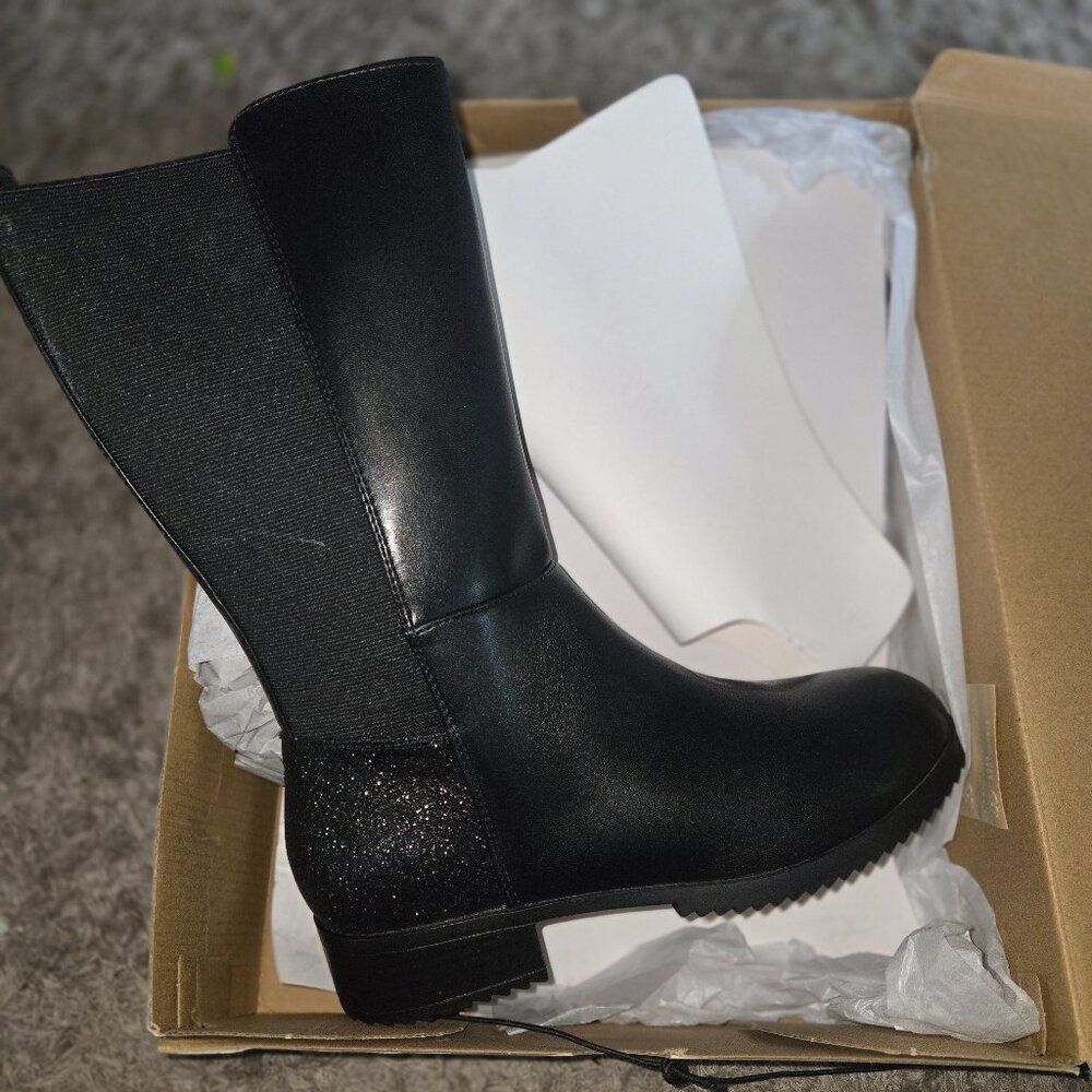 Size 6 Black Boots